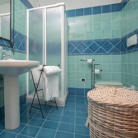 Nausicaa Pool View شقة